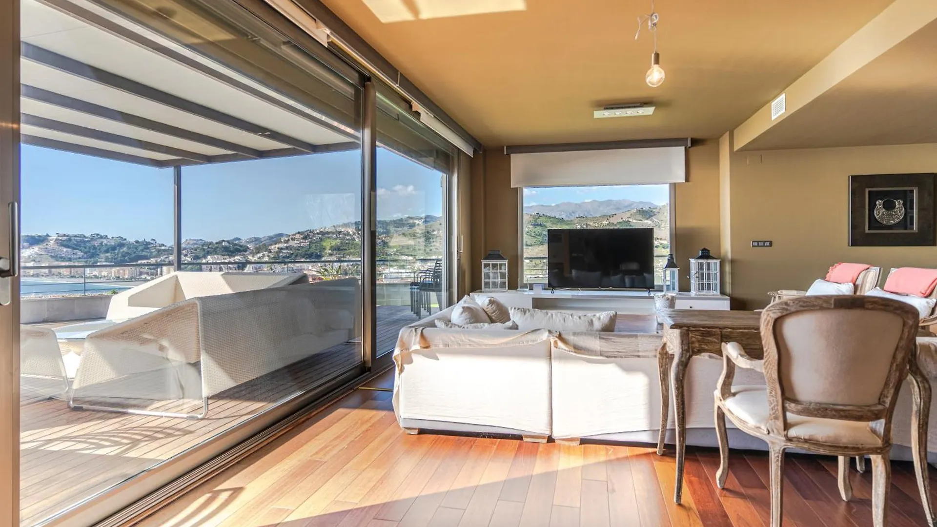 Almuñécar Rentitspain Villa De Ensueno Vista Al Mar Confort Y Piscina ספרד