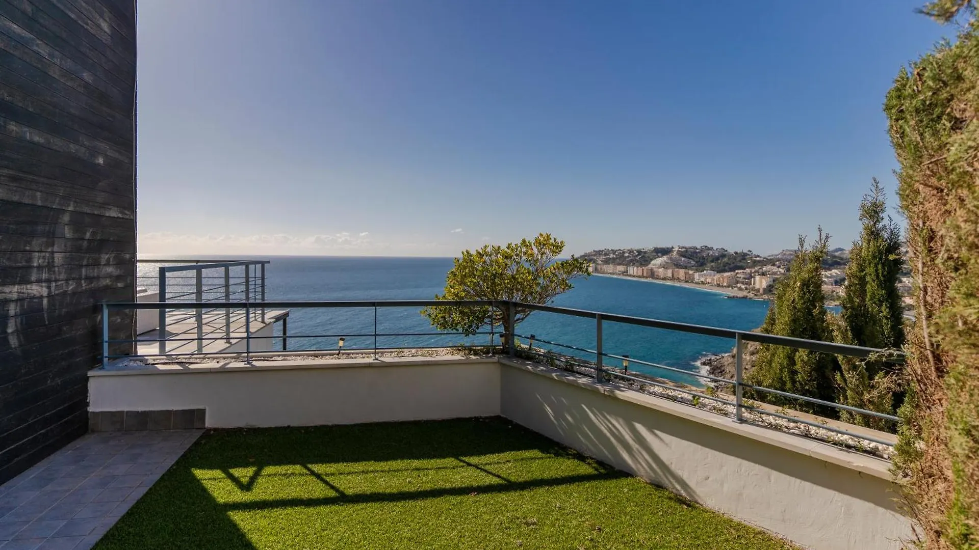 Almuñécar Rentitspain Villa De Ensueno Vista Al Mar Confort Y Piscina